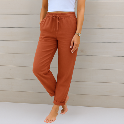 Sarah | Pantalones de alta calidad, transpirables y con tejido elástico