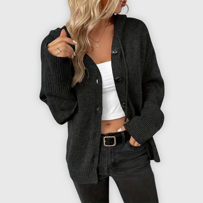 Susy | Elegante sudadera con capucha de manga larga y botón