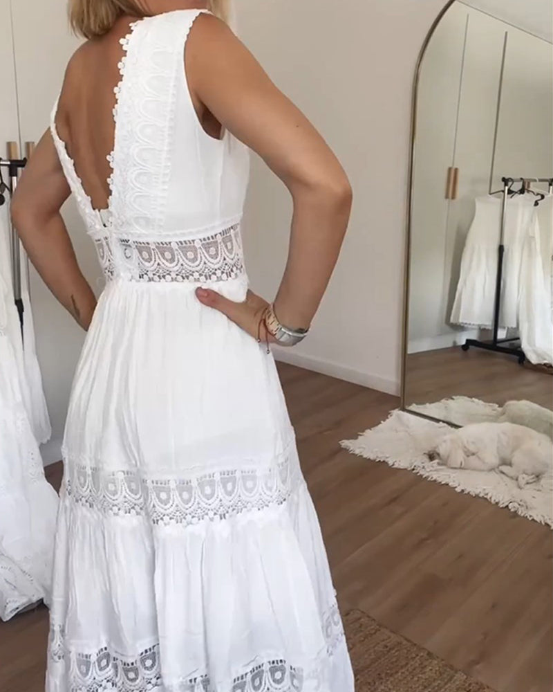 Charlotte | Vestido de encaje artesanal con escote en V