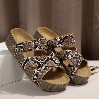 Line | Sandalias de piel para el verano