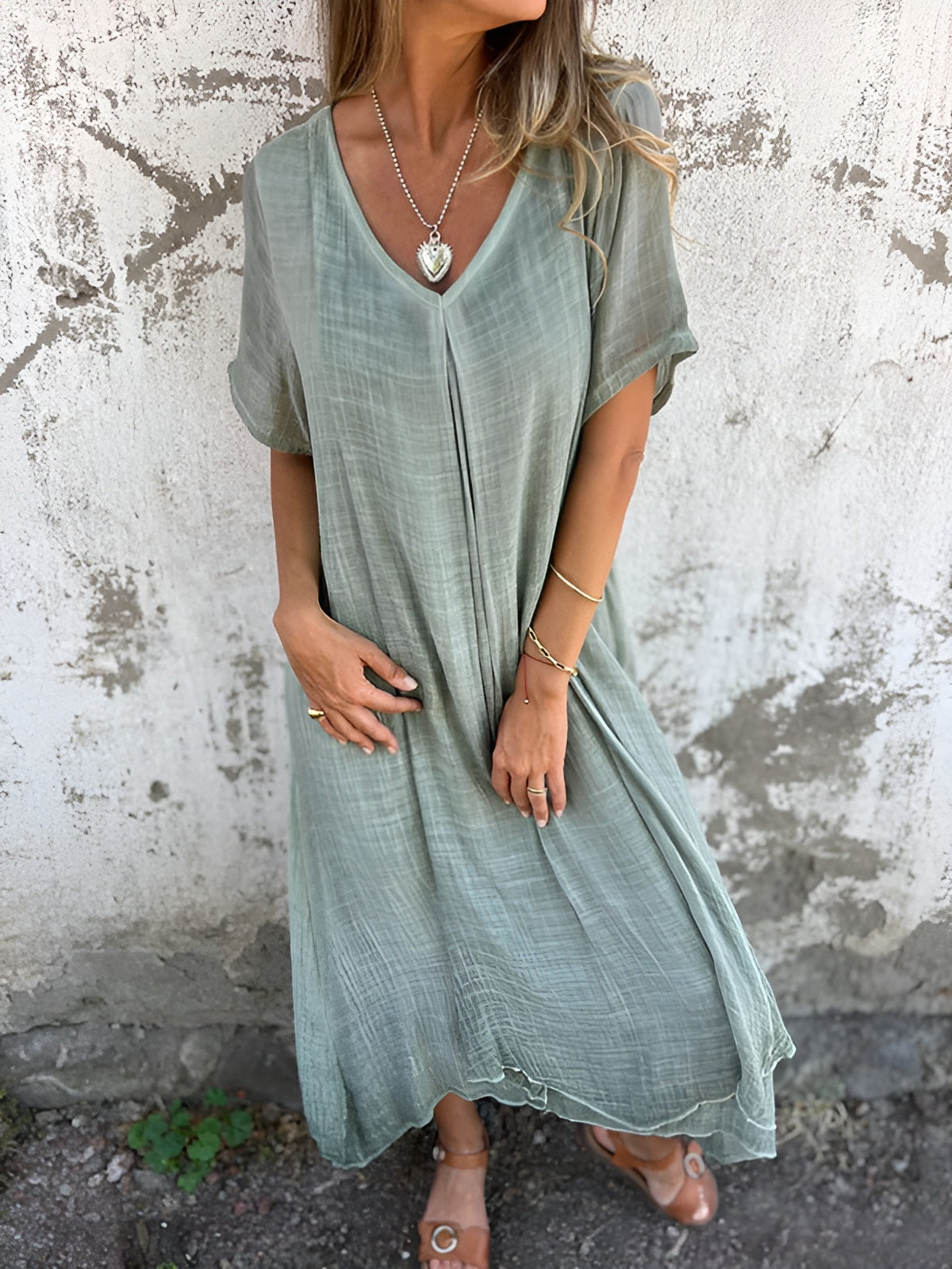 Nelly | Vestido cómodo con escote en V