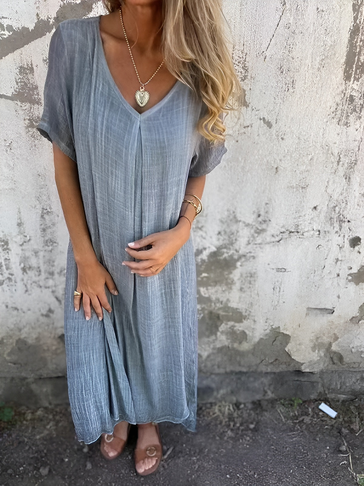 Nelly | Vestido cómodo con escote en V