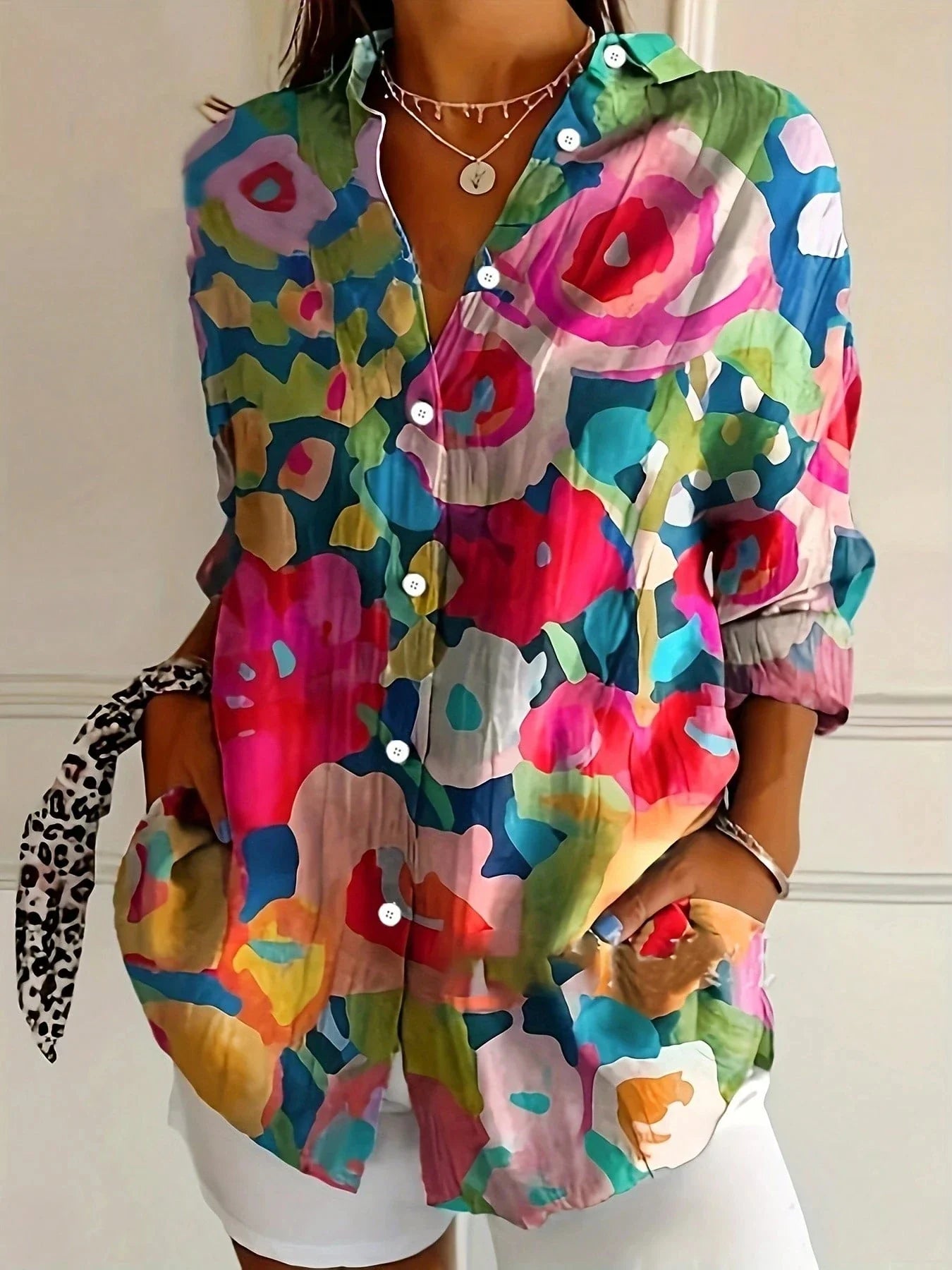 Annika | Blusa colorida con estampado alegre