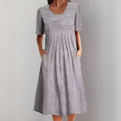Annika | Vestido Midi Elegante de Rayas con un Toque Náutico