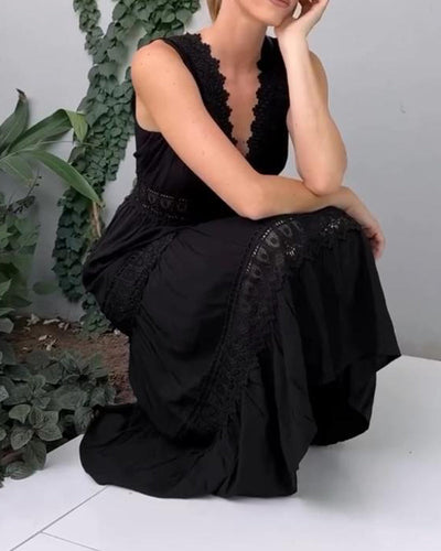 Charlotte | Vestido de encaje artesanal con escote en V