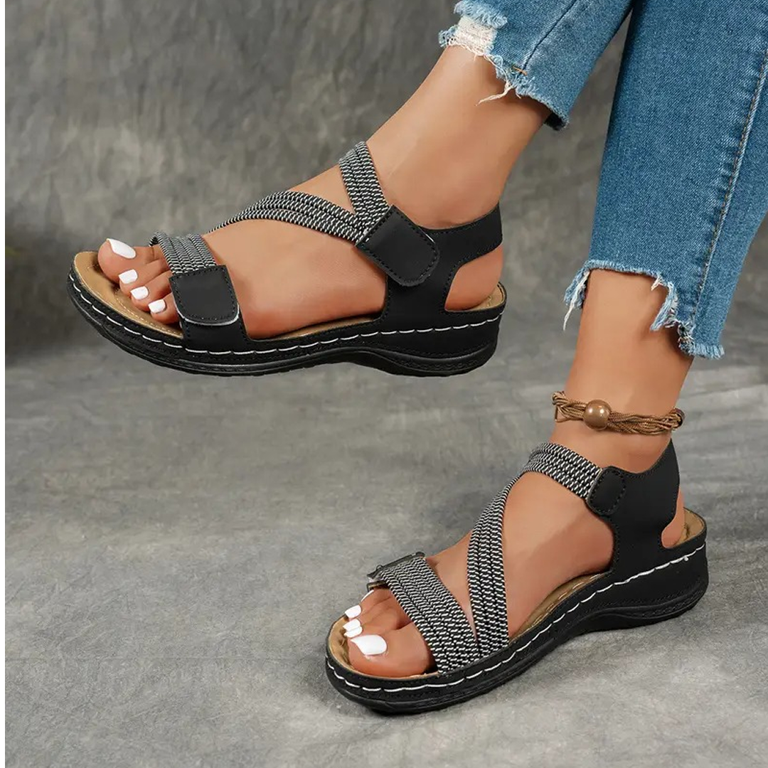 LAS SANDALIAS CHANTAL