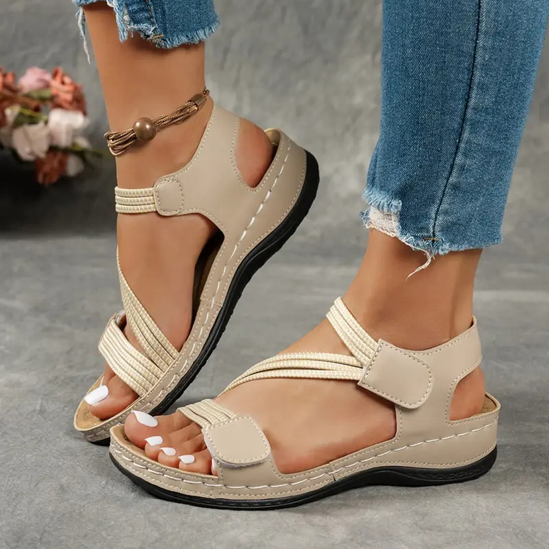LAS SANDALIAS CHANTAL