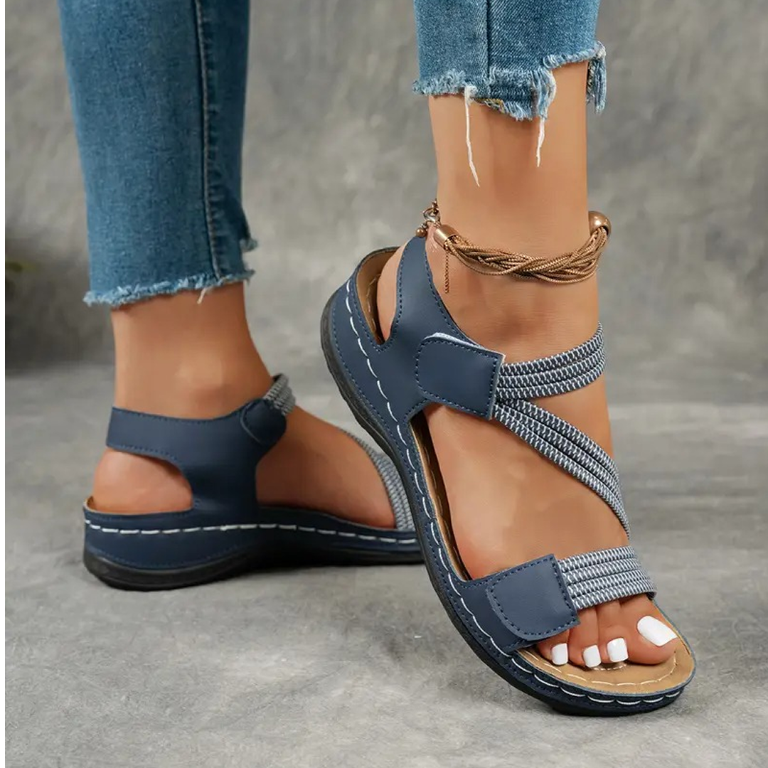 LAS SANDALIAS CHANTAL