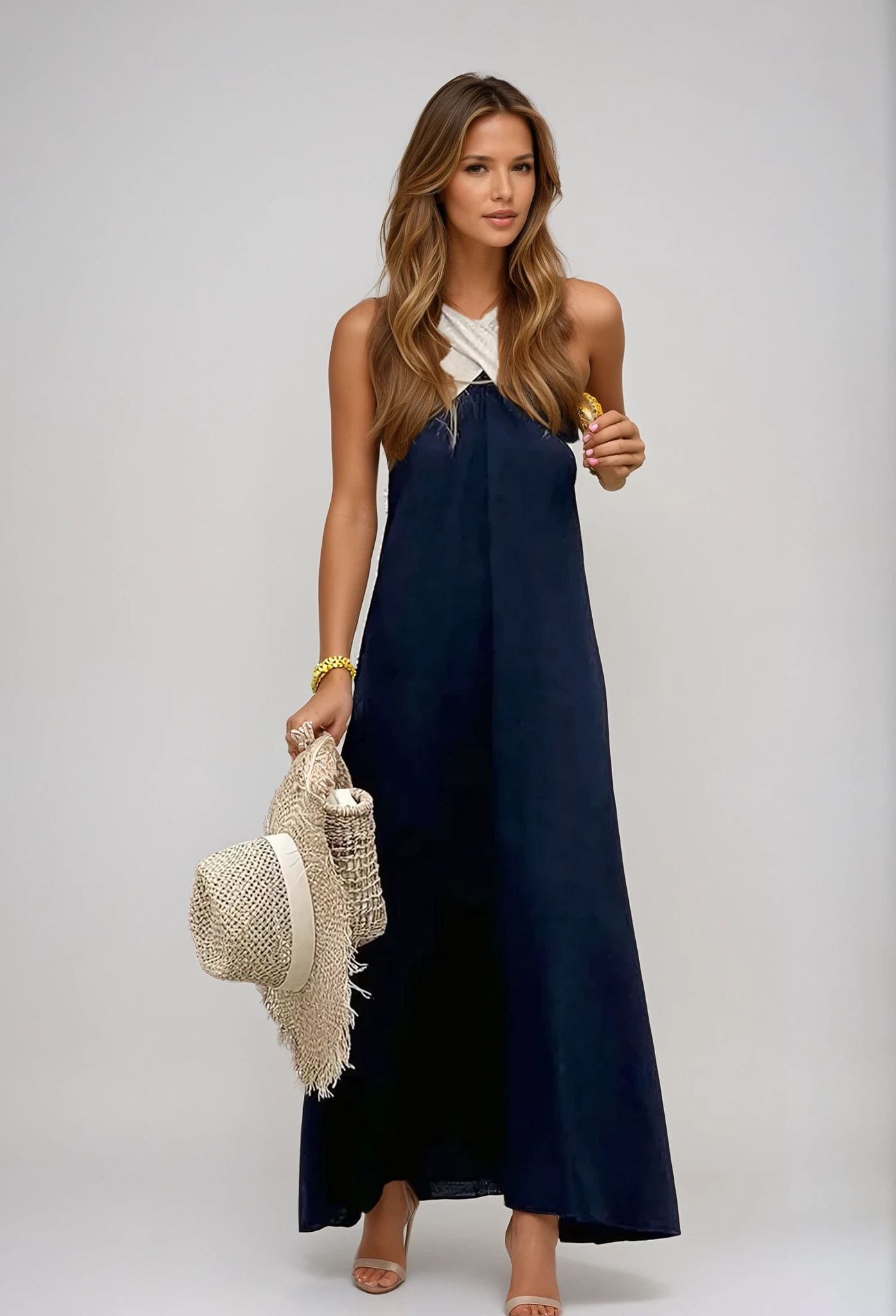 Nyra | Vestido maxi con cuello halter
